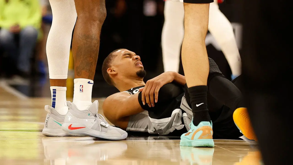 tb体育-幸无大碍！文班X光+核磁检查都没问题 名记相信他肯定获评奖资格