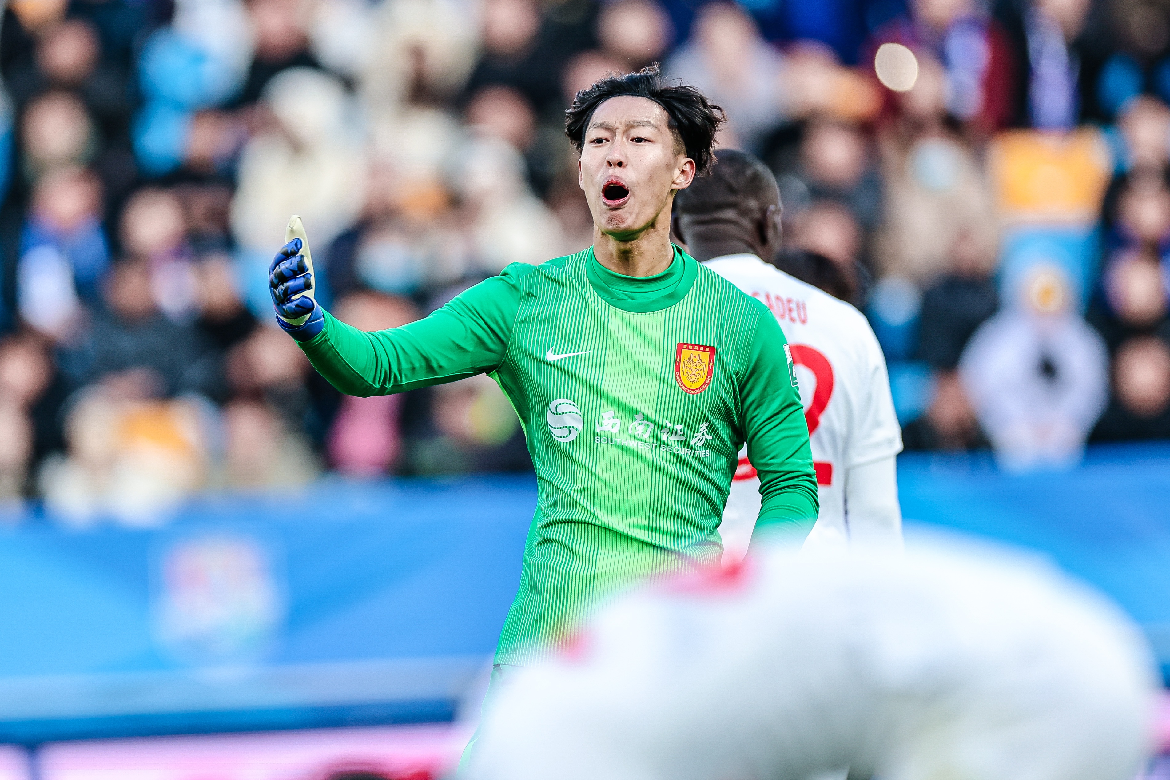 天博-姚浩洋：和王钰栋是好友他很难射进我的球门 国际偶像是库尔图瓦